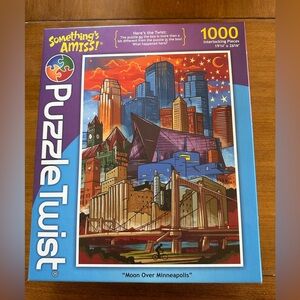 🧩Something’s Amiss Puzzle 1000 Moon Over Minneapolis
